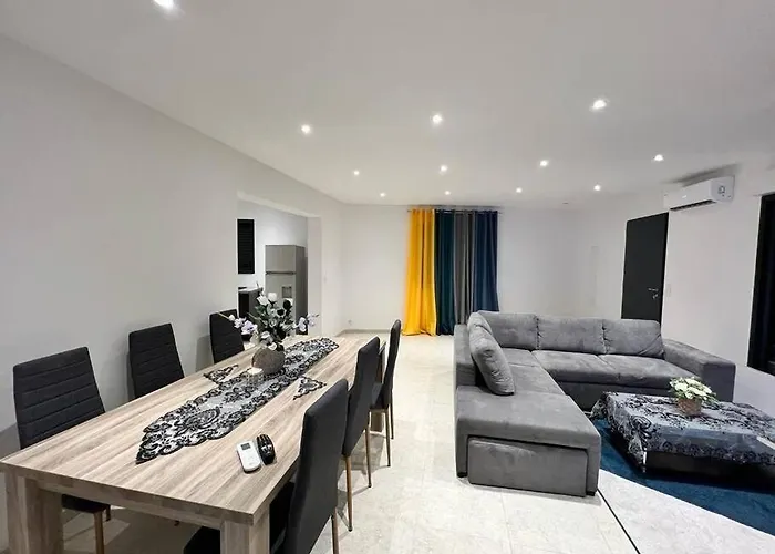 Appartement Maison Centre-ville Penta di Casinca