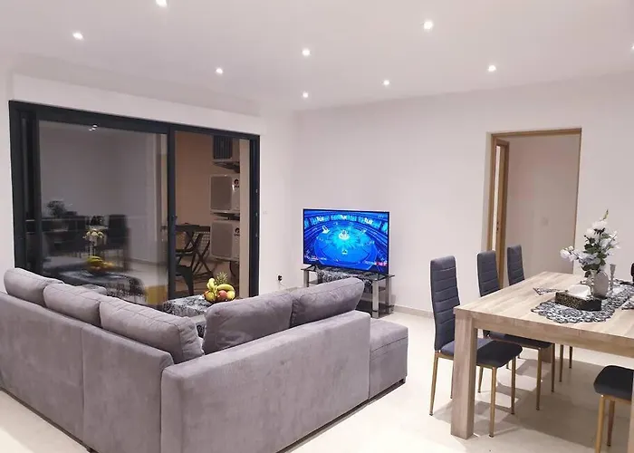 Appartement Maison Centre-ville Penta di Casinca